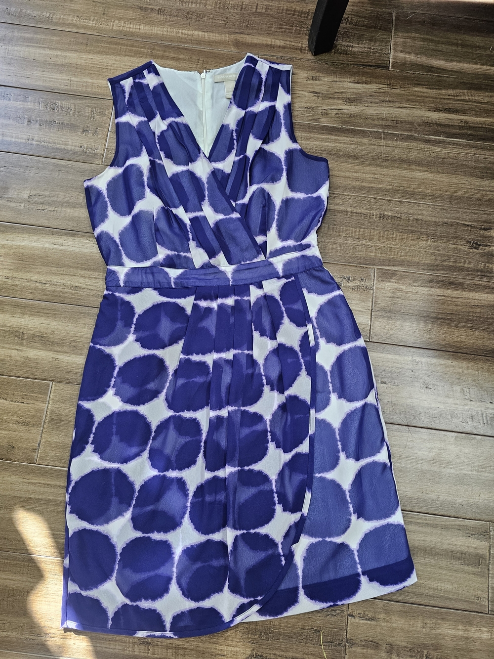 Banana Republic Purple and White Sleeveless Wrap Dress
